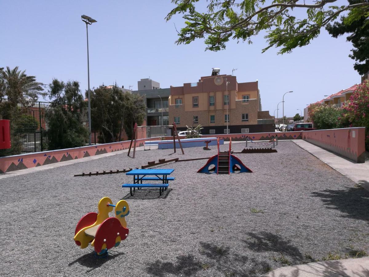 Arinaga Beach & Pool Apartment מראה חיצוני תמונה
